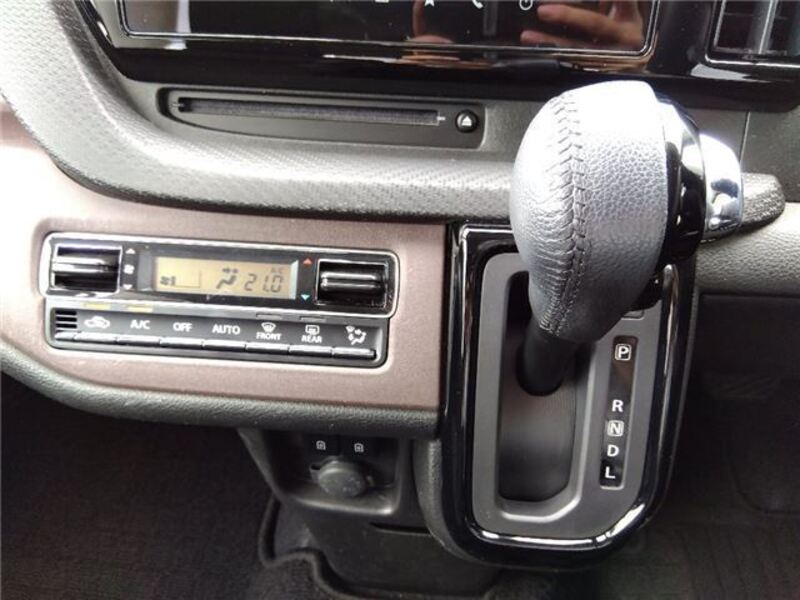 DELICA D2