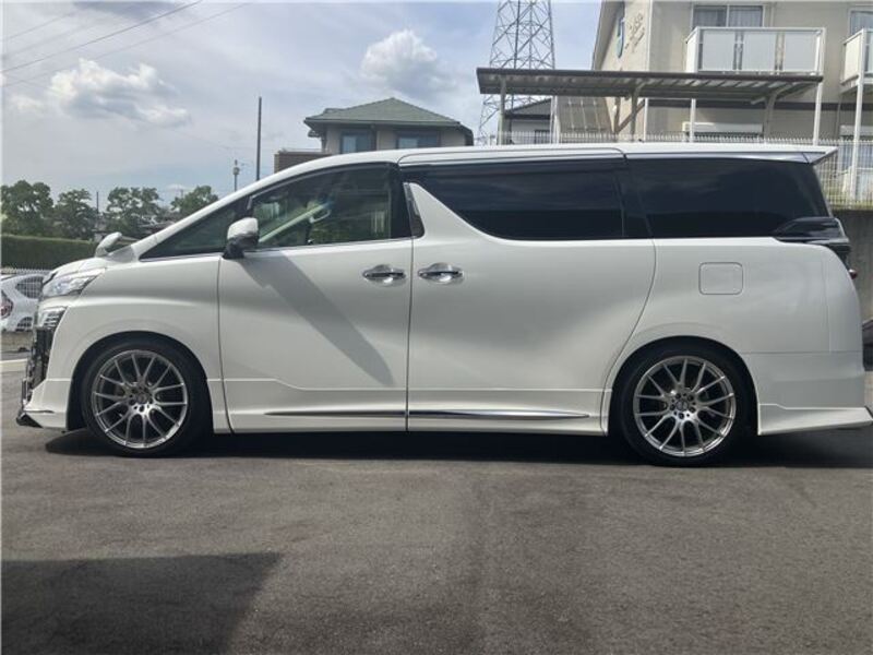VELLFIRE