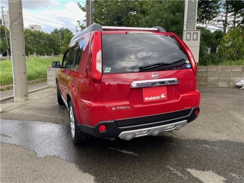 X-TRAIL