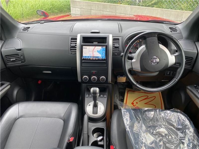 X-TRAIL