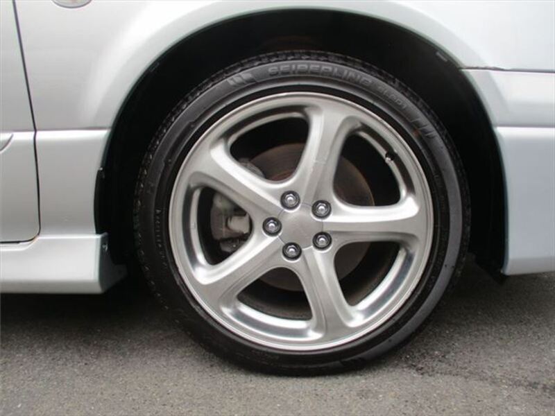 LEGACY B4