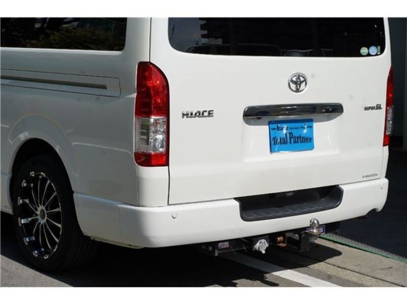 HIACE VAN
