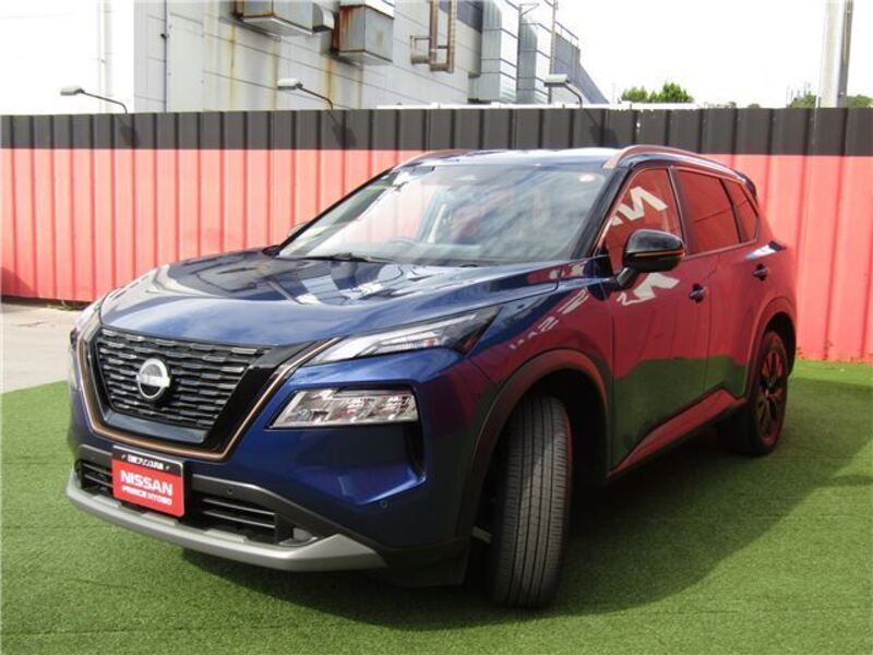 X-TRAIL