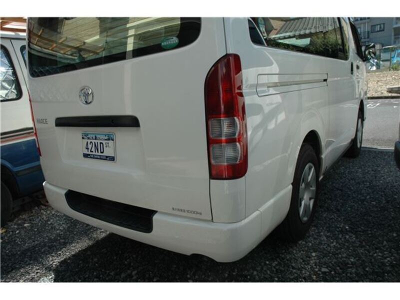 HIACE VAN