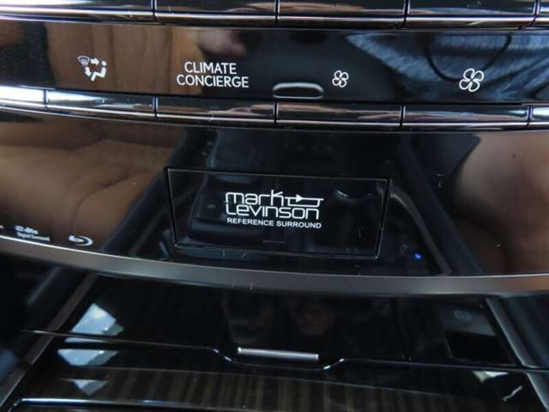 LX
