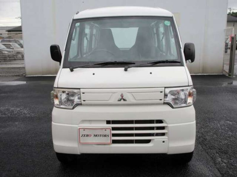 MINICAB VAN
