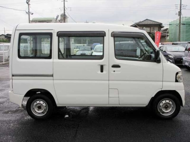 MINICAB VAN