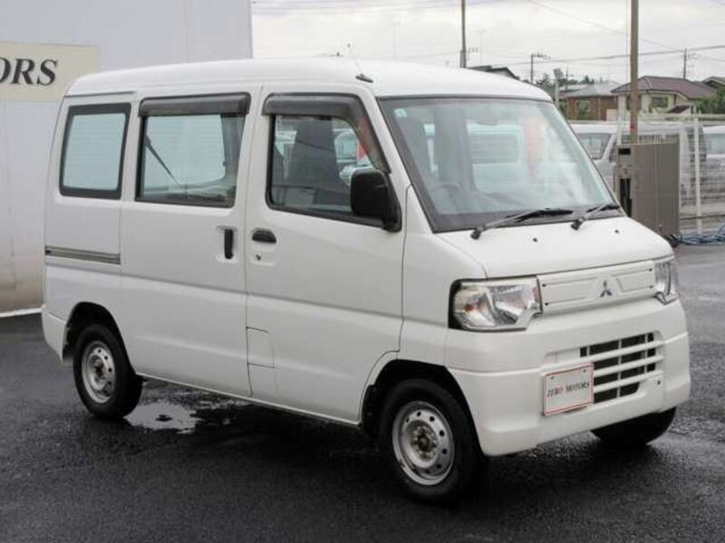 MINICAB VAN
