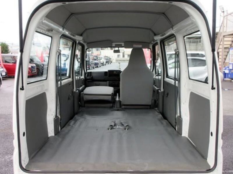 MINICAB VAN