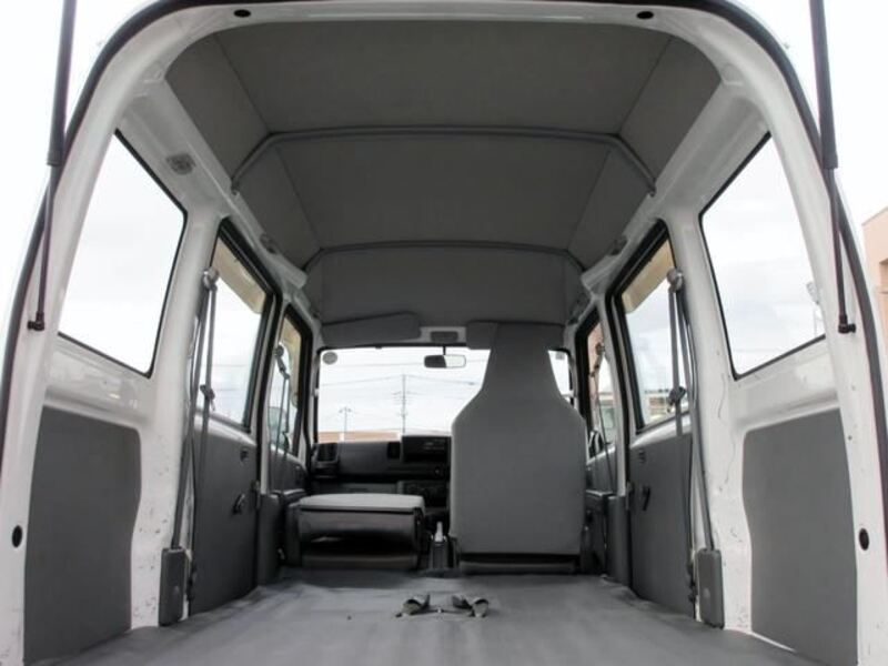 MINICAB VAN