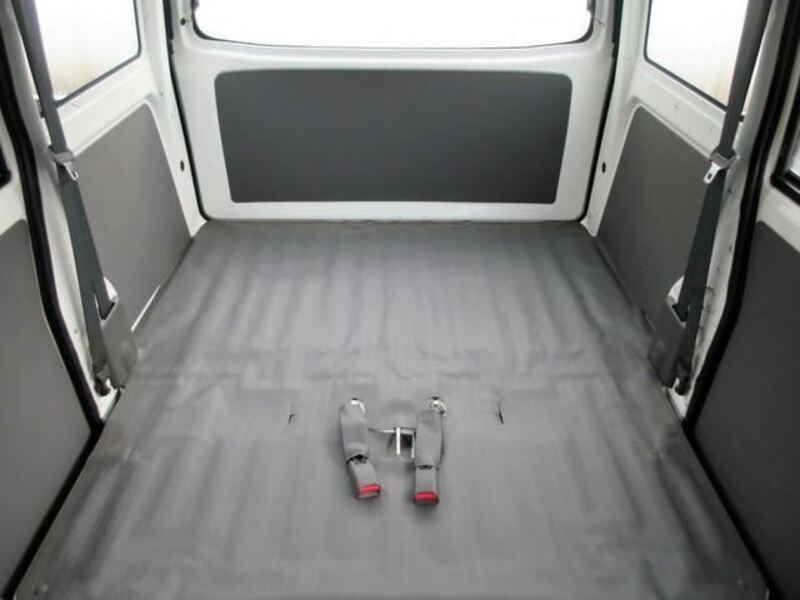 MINICAB VAN