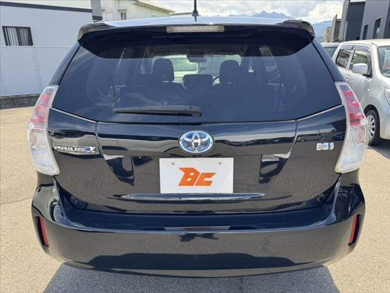 PRIUS ALPHA
