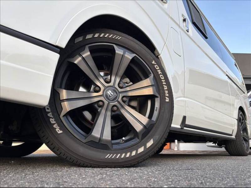 HIACE VAN