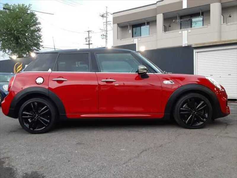 MINI