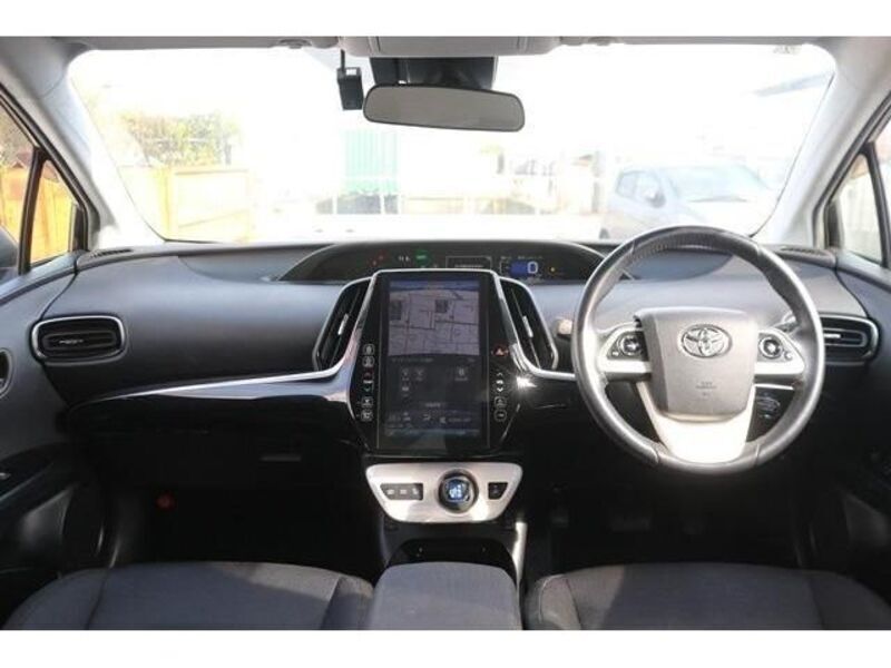 PRIUS PHV