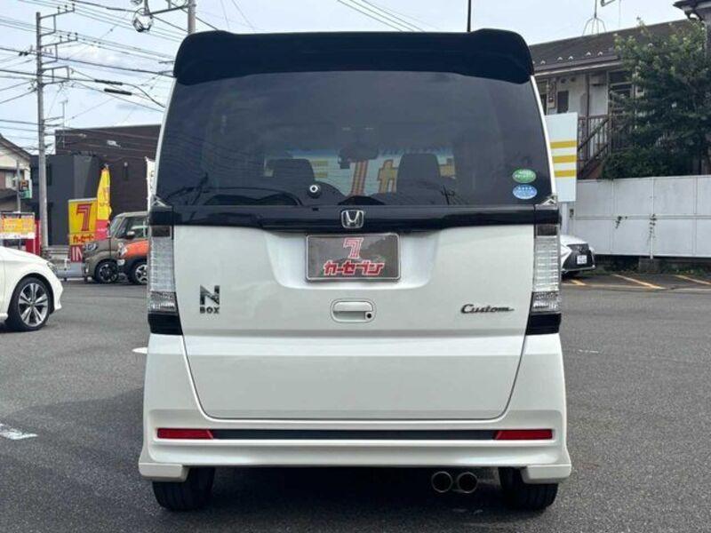 N BOX