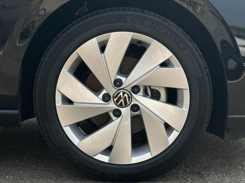 GOLF VARIANT