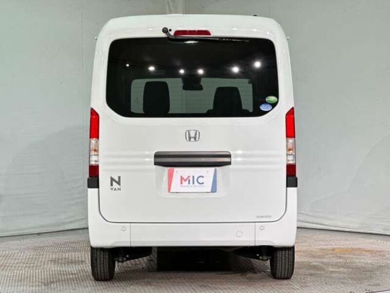 N-VAN