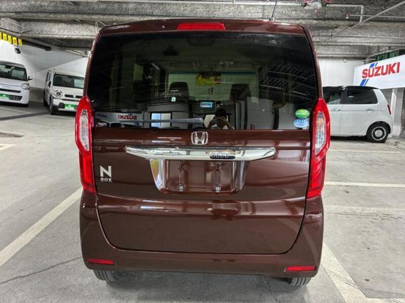 N BOX