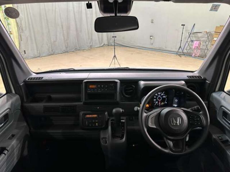 N-VAN