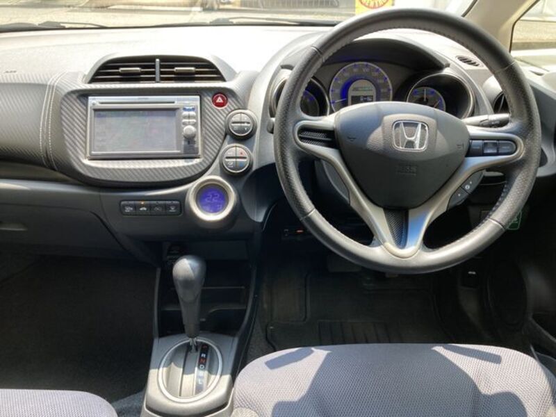FIT HYBRID