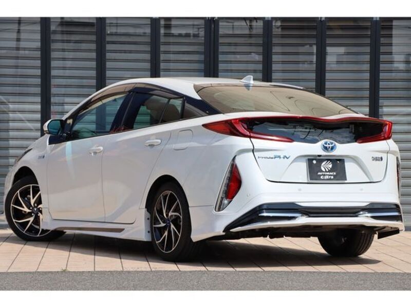 PRIUS PHV