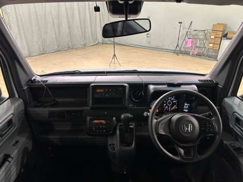 N-VAN