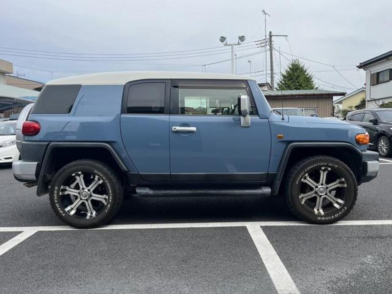 FJ CRUISER