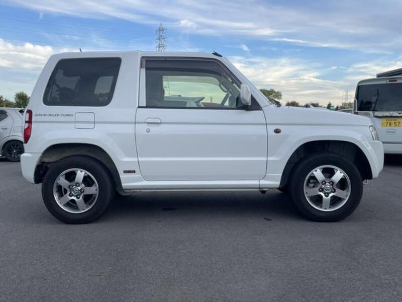 PAJERO MINI