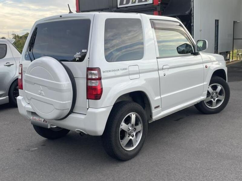 PAJERO MINI