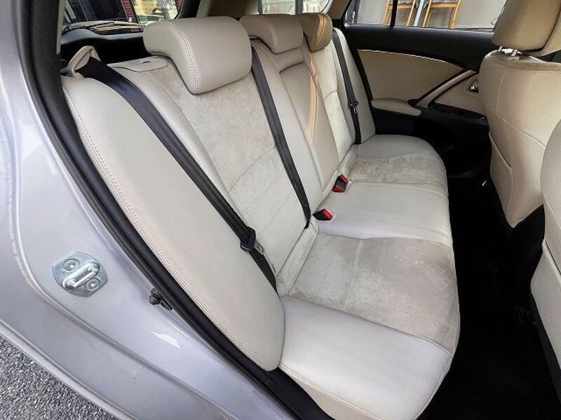 AVENSIS WAGON