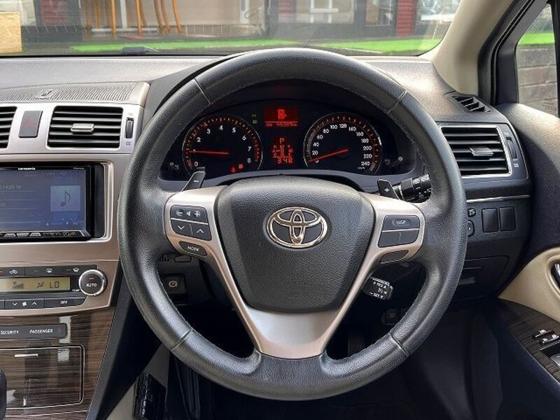 AVENSIS WAGON