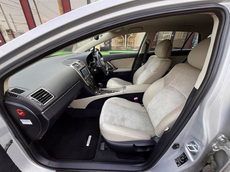 AVENSIS WAGON