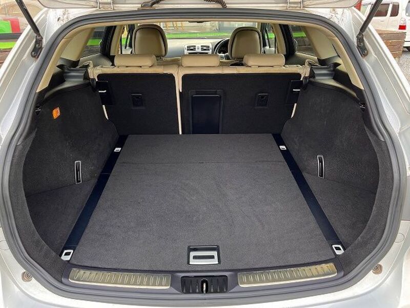 AVENSIS WAGON