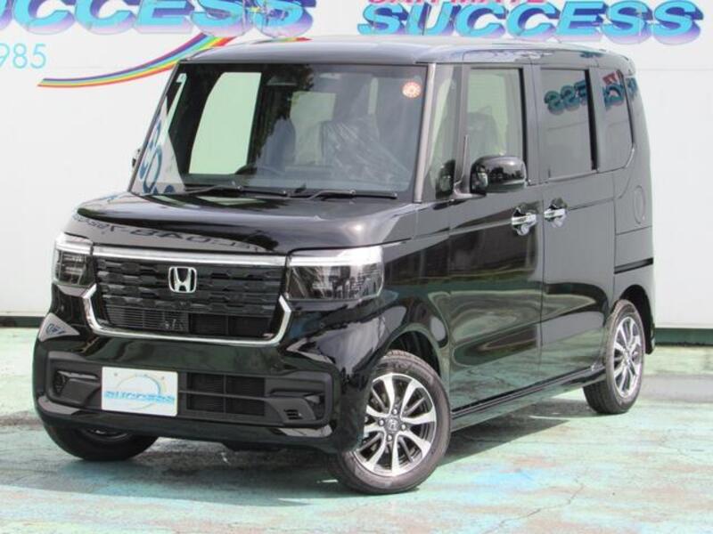 HONDA N BOX CUSTOM