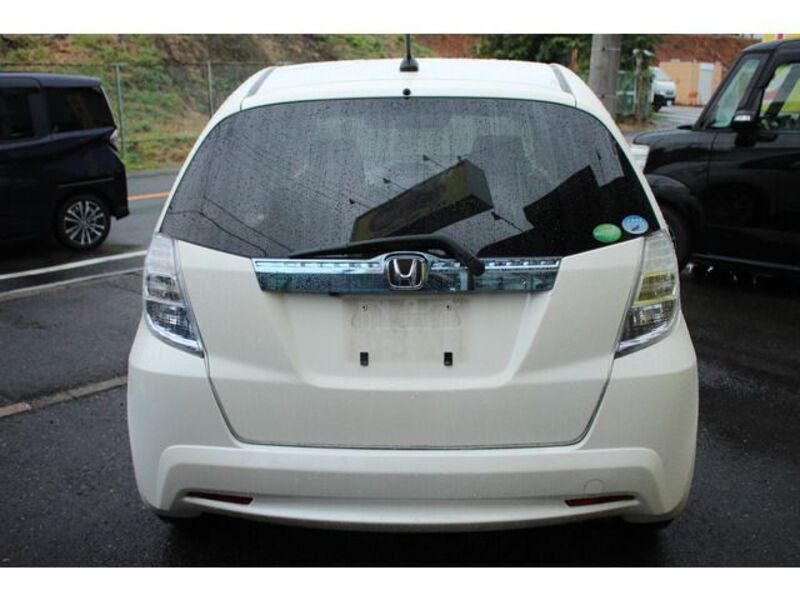 FIT HYBRID