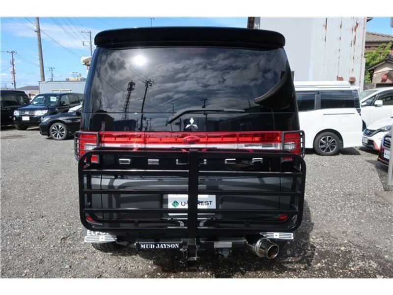 DELICA D5