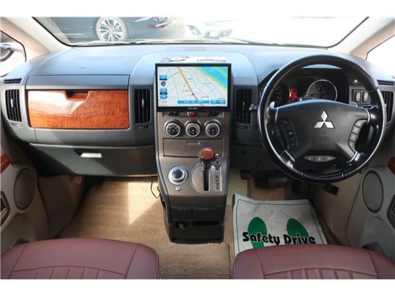 DELICA D5