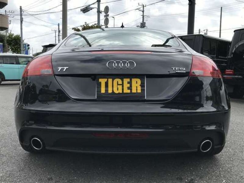 TT