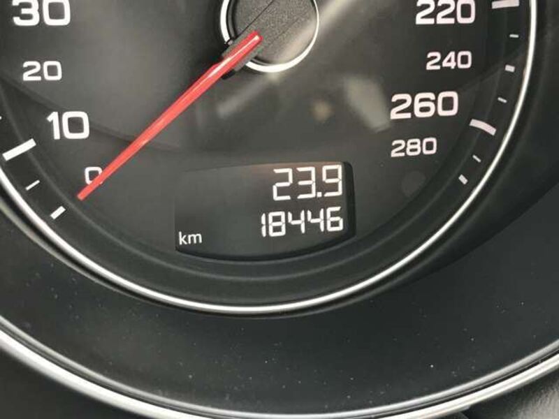 TT