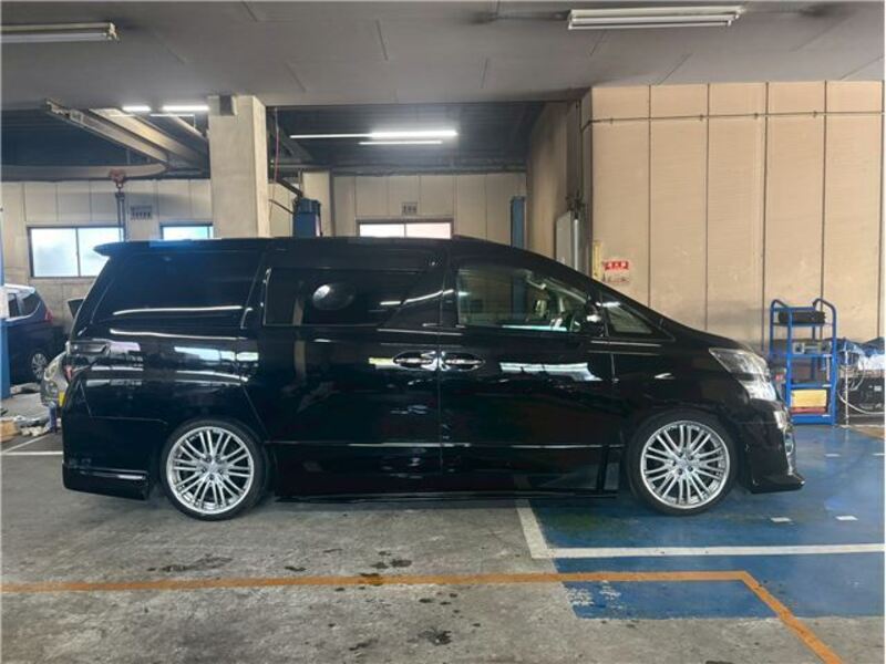 VELLFIRE