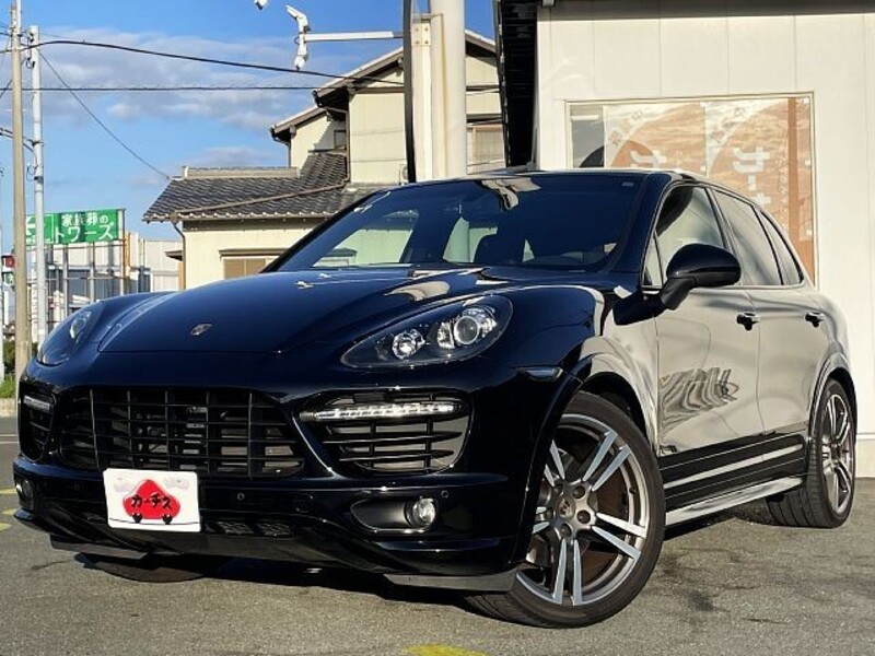 PORSCHE CAYENNE