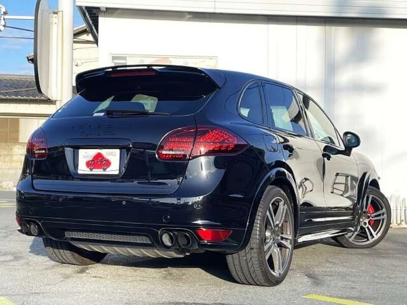 CAYENNE