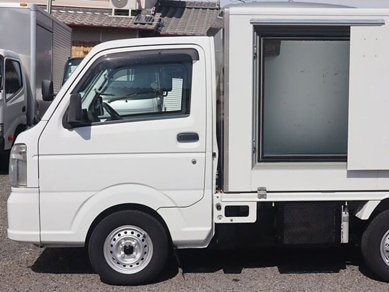 CARRY TRUCK