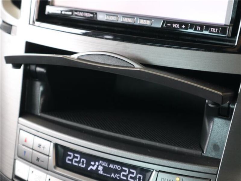LEGACY B4