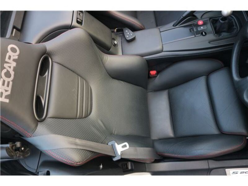 S2000