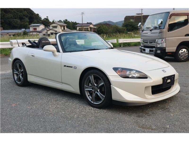 S2000