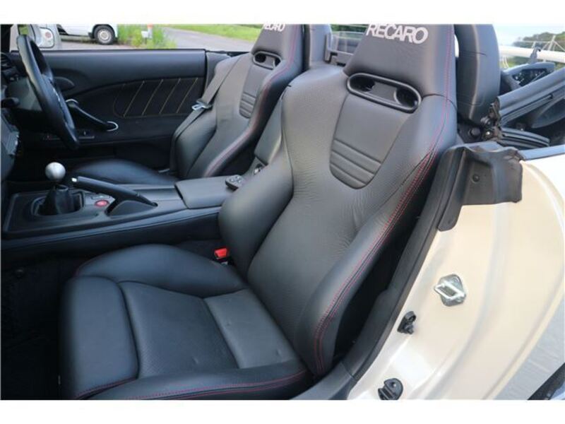 S2000