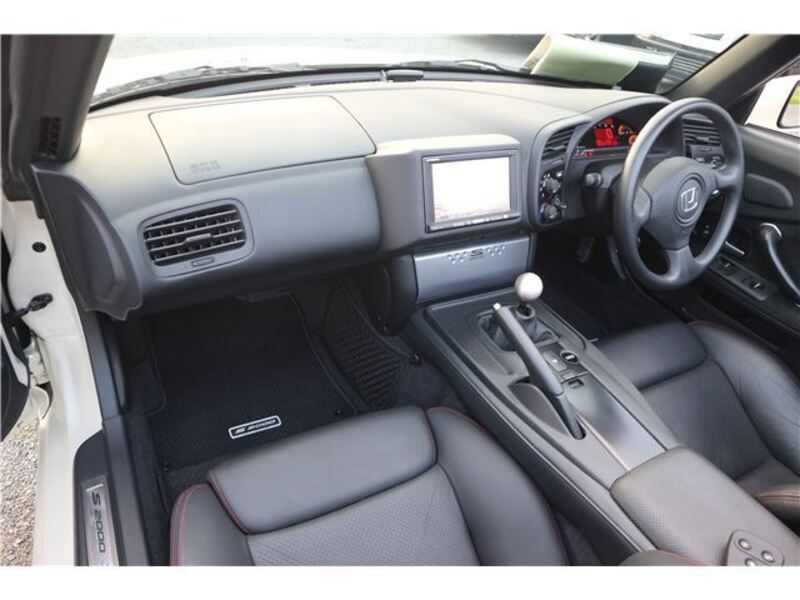 S2000