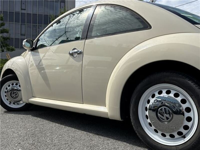 NEW BEETLE